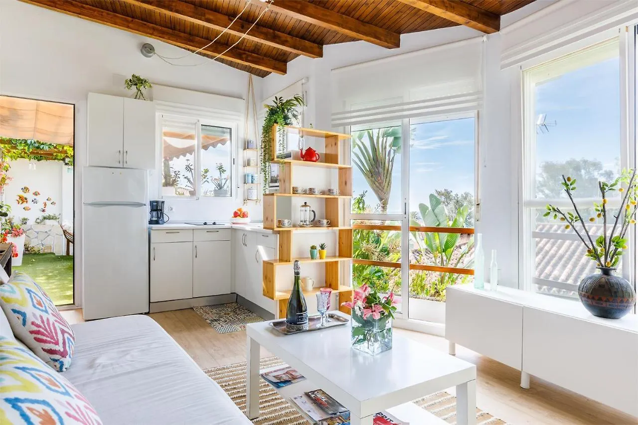 Villa La Orilla Benajarafe Spain